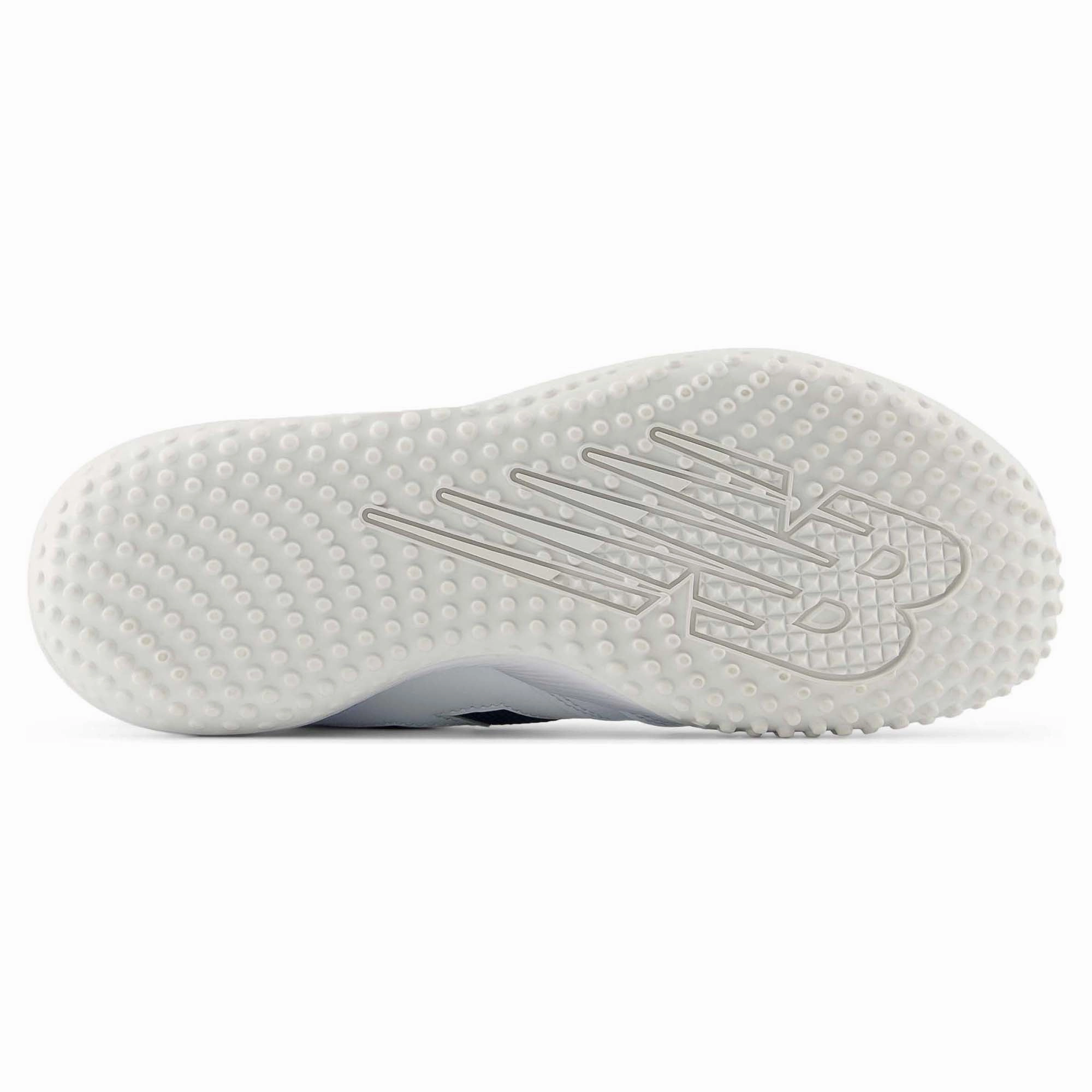 FuelCell CK4020 V5 Rubber Men's Cricket Shoes (Width 4E)