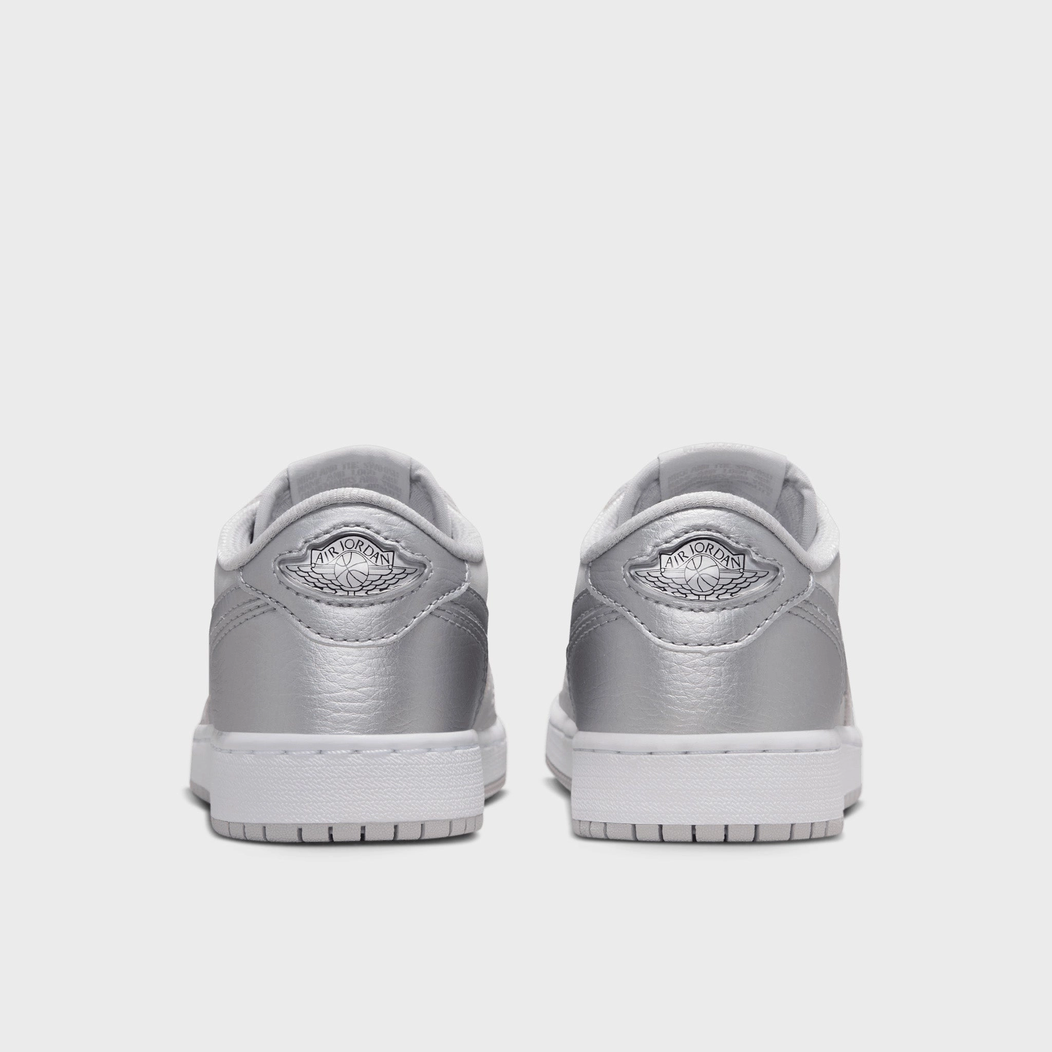 Jordan 1 Retro Low OG GS Neutral Grey / Metallic Silver - White