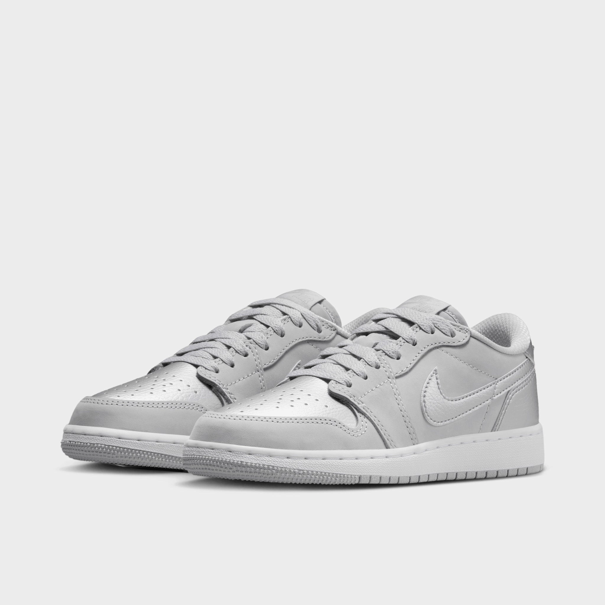 Jordan 1 Retro Low OG GS Neutral Grey / Metallic Silver - White