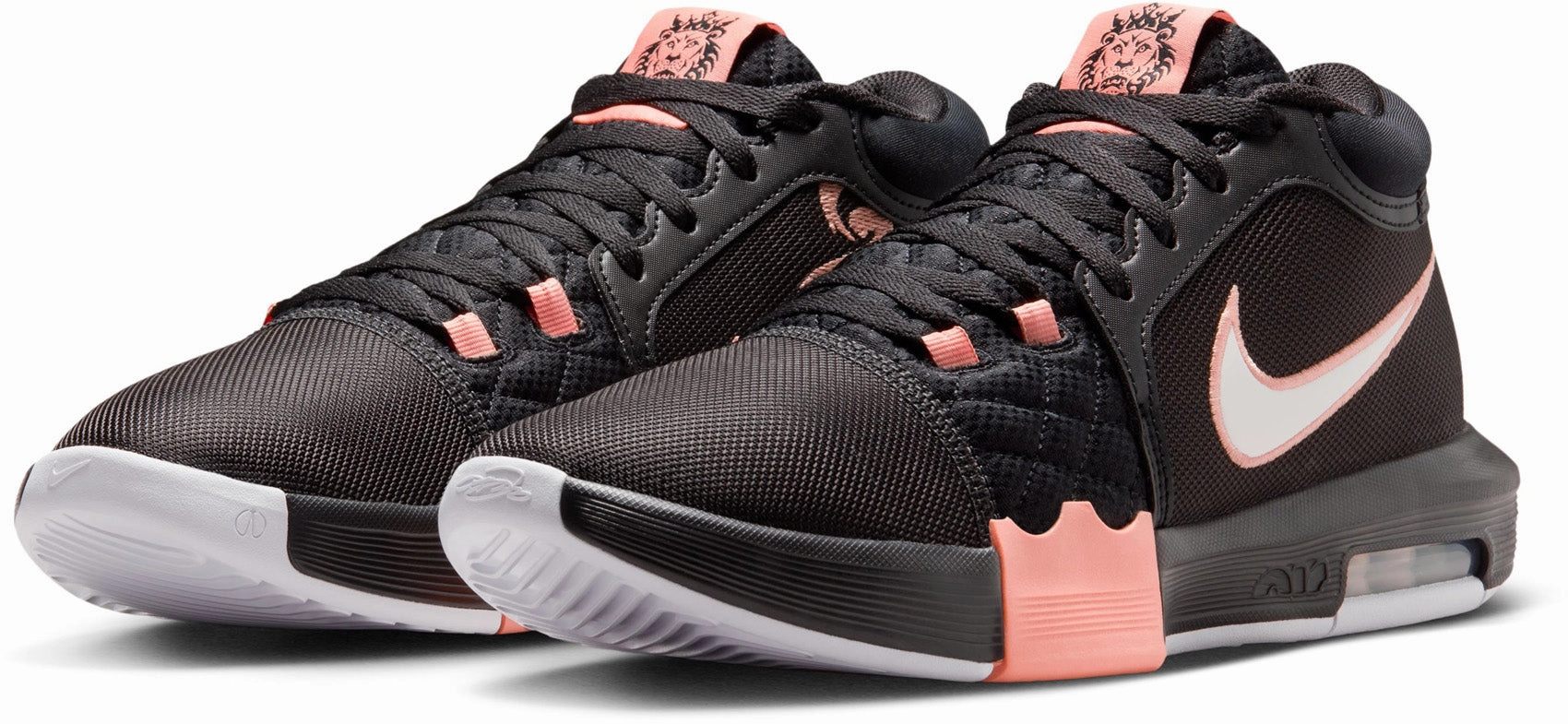 Lebron Witness VIII Basketball Shoes