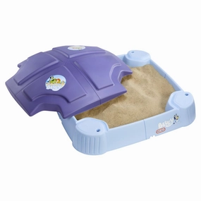 Little Tikes 641084 Bluey Beach Day Sandbox with 6 Accessories, Outdoor Sand Play for Kids Ages 1-6