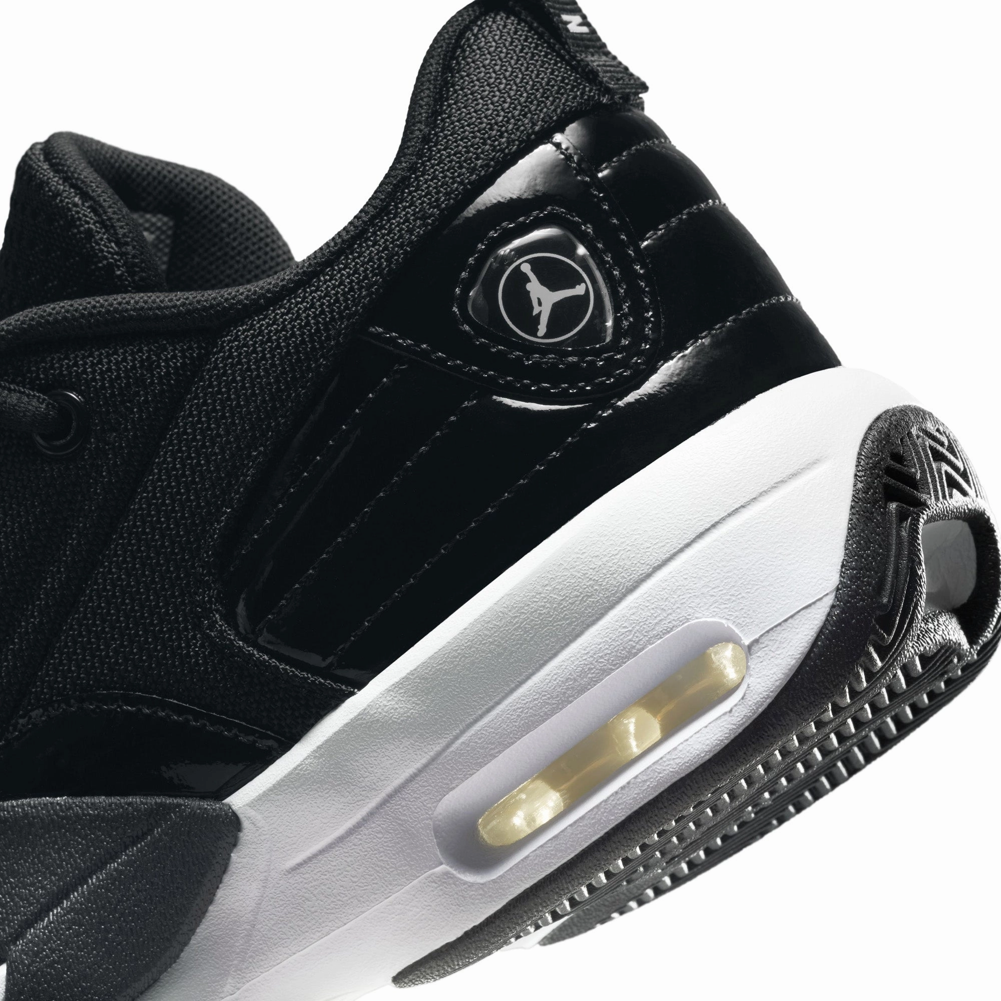 Max Aura 6 Junior's Basketball Shoes