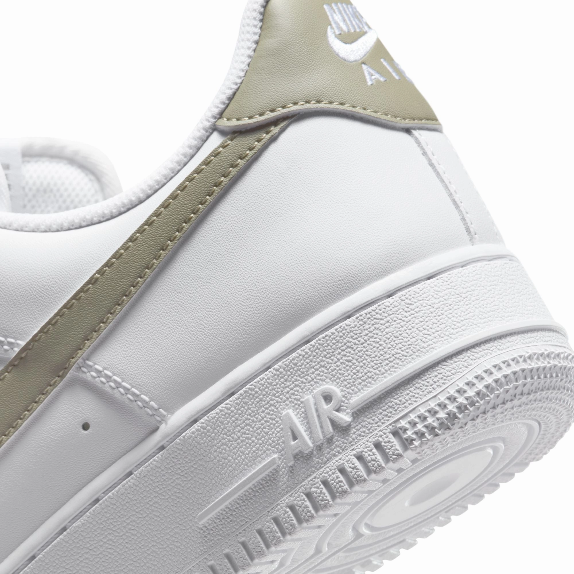Men's Nike Air Force 1 '07 - WHITE/LIGHT ARMY