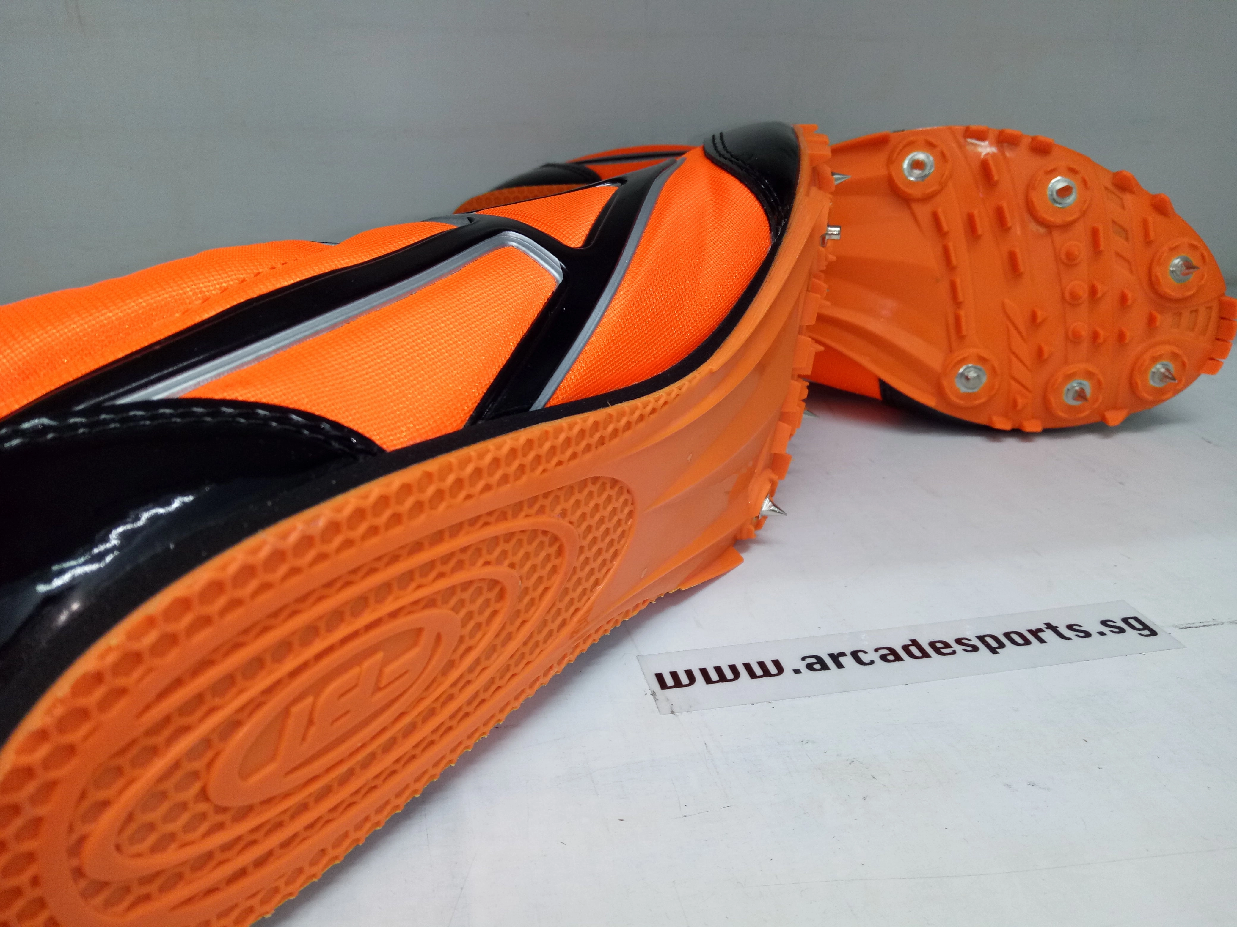 SPIKE SHOES - FBT LIGHTED  