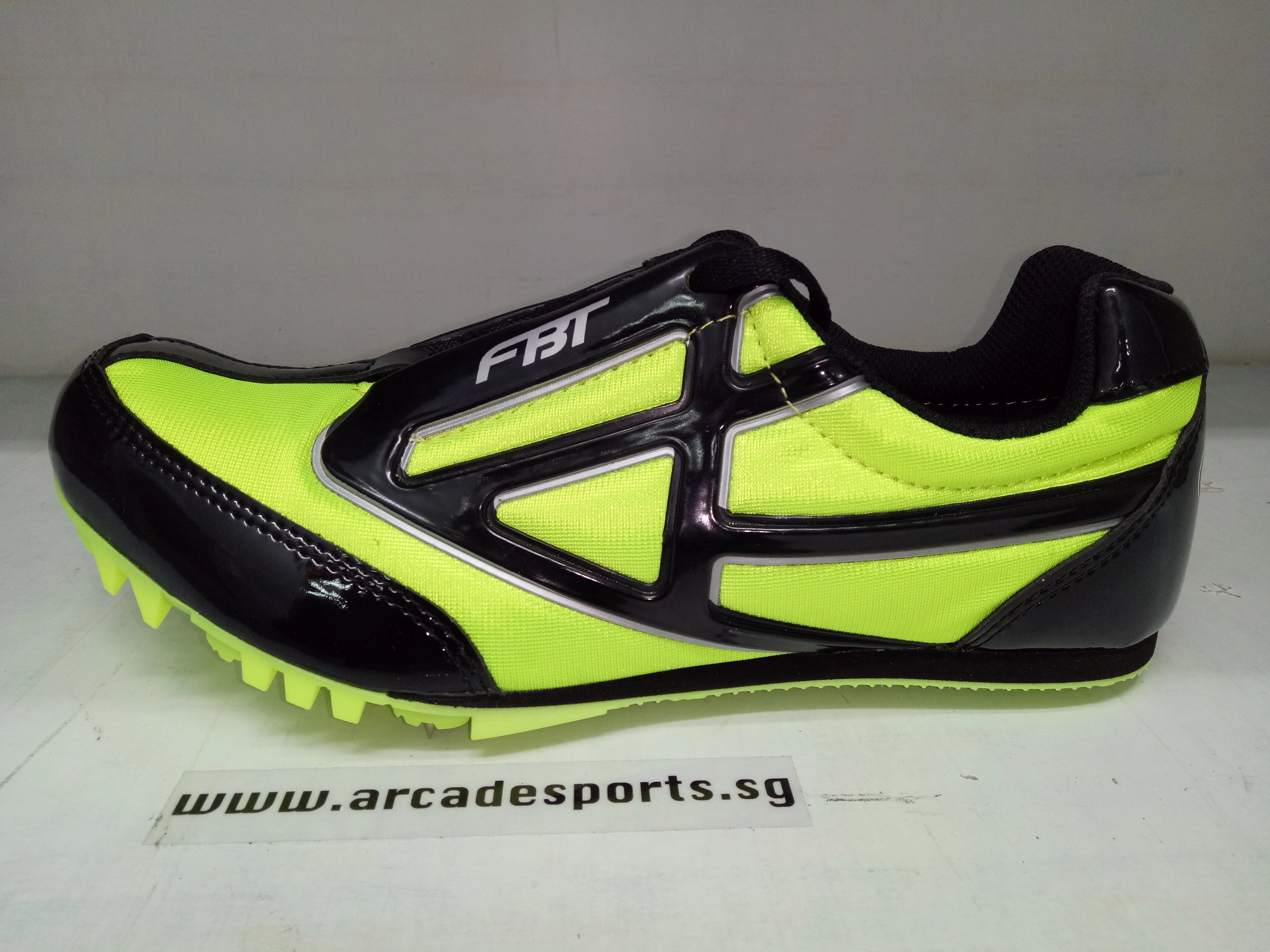 SPIKE SHOES - FBT LIGHTED  