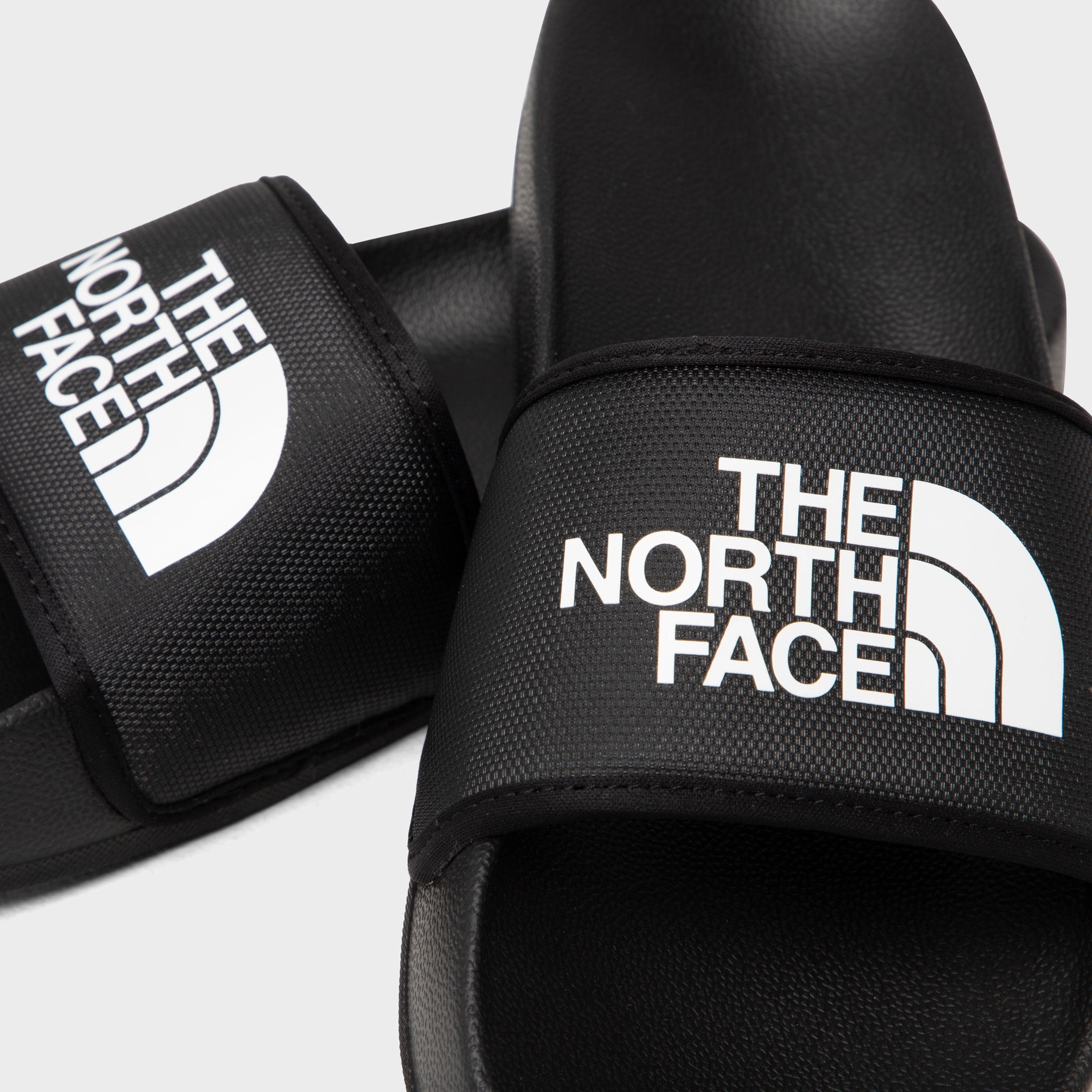The North Face Women's Base Camp Slide III TNF Black / TNF White